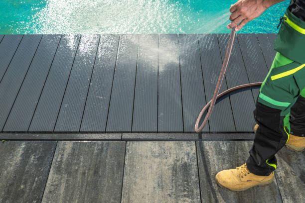 Why Choose Our Certified Pressure Washing Experts for Your Project Needs in Daisetta, TX?